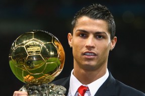 开云·体育官网APP下载-3-1，巴萨升至第2 落后榜首5分，亚马尔、费兰、拉什福德各入一球，巴萨二队