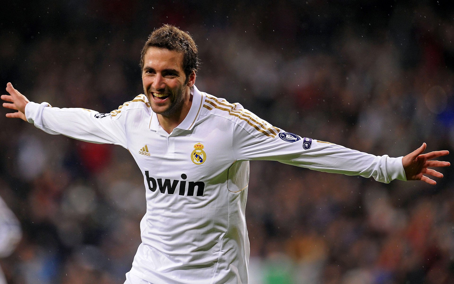 中国短道速滑青少年联赛沈阳站 “00后”小将包揽短距离全部金牌